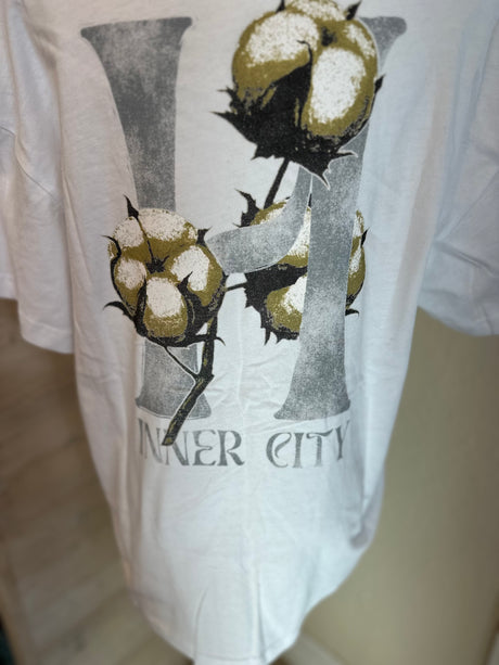 Honor The Gift Inner City White Womens PocketTee Size Large