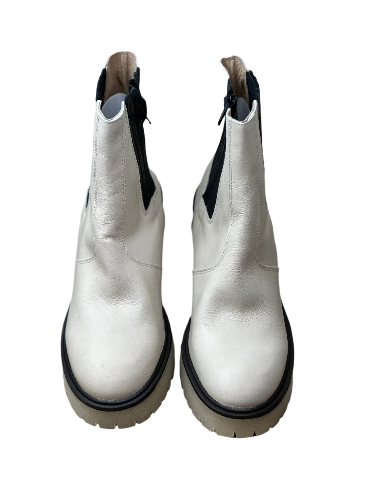 Free People James Chelsea White Leather Made In Spain Boots Size 38 (7.5)