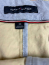 Tommy Hilfiger Vintage Flamingo Cotton Mens Shorts Size 36" 9"*