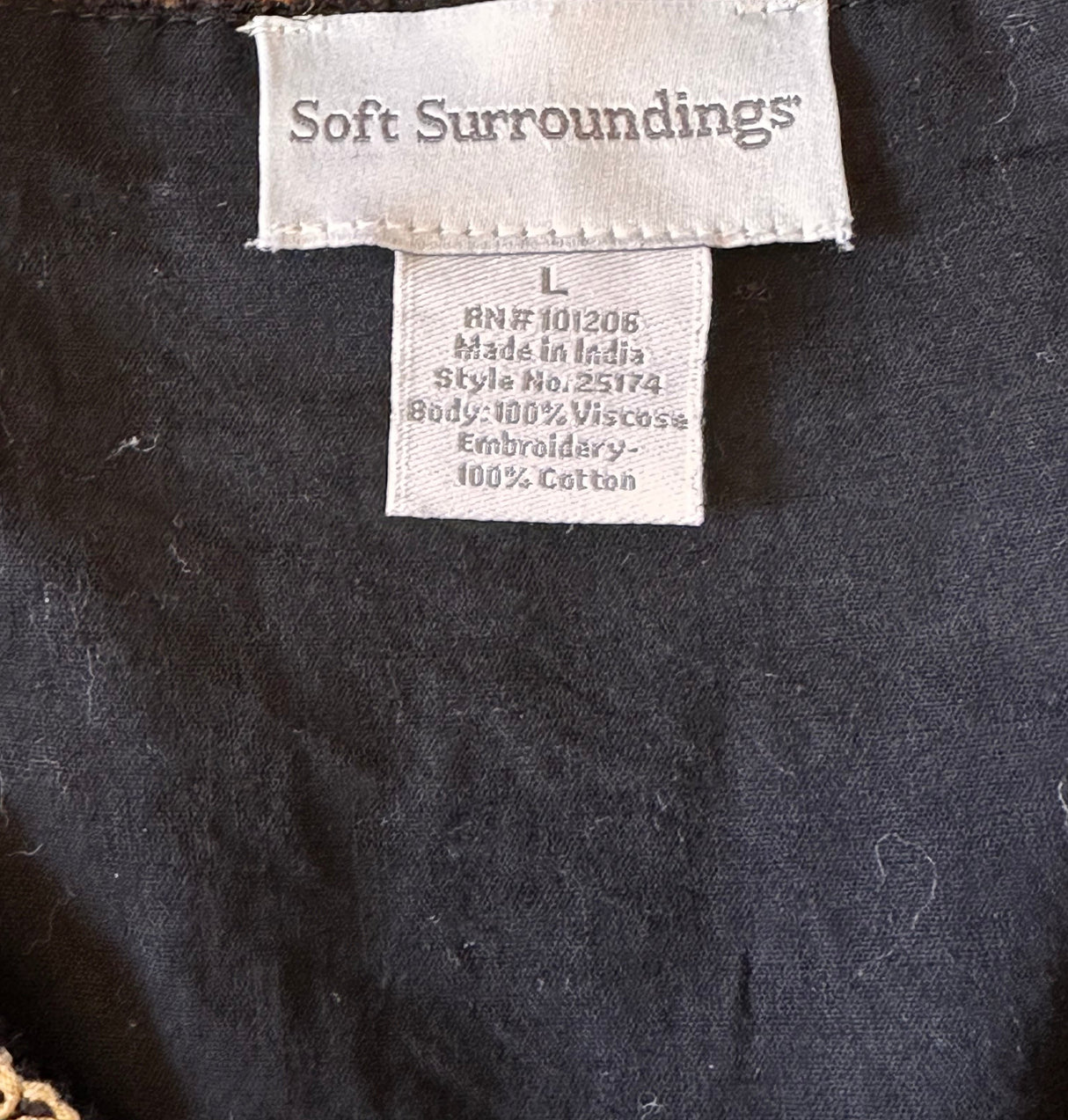 Soft Surroundings Black Embroidered Womens Preloved Tunic Size Large*