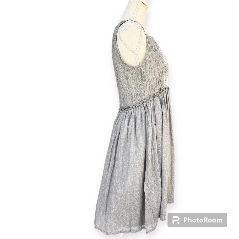 Ryu Creme and Grey Lace Womens Dress