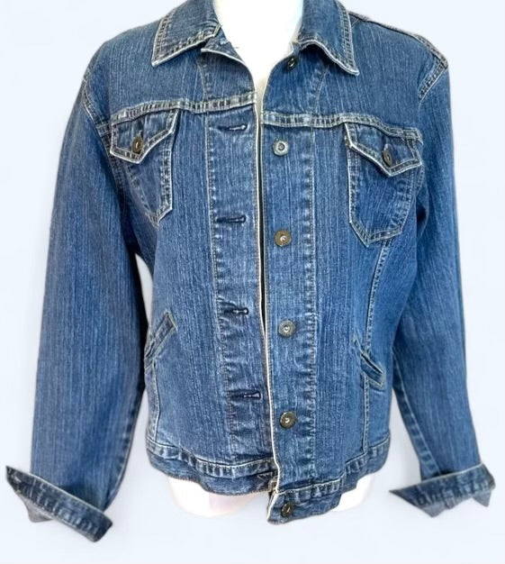 2Sistahs Take2 Levi's Vintage Womens Jean Jacket Size Medium*